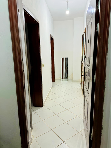 Others 4, Home Sweet Home sarande, Sarandës