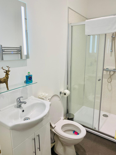 Bathroom 3, Higher Lane House, Plymouth