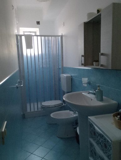 Bathroom 4, casa al castello b&b, Messina