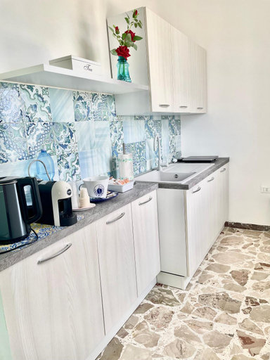 Others 5, Acquamarina B&B Deluxe, Cosenza