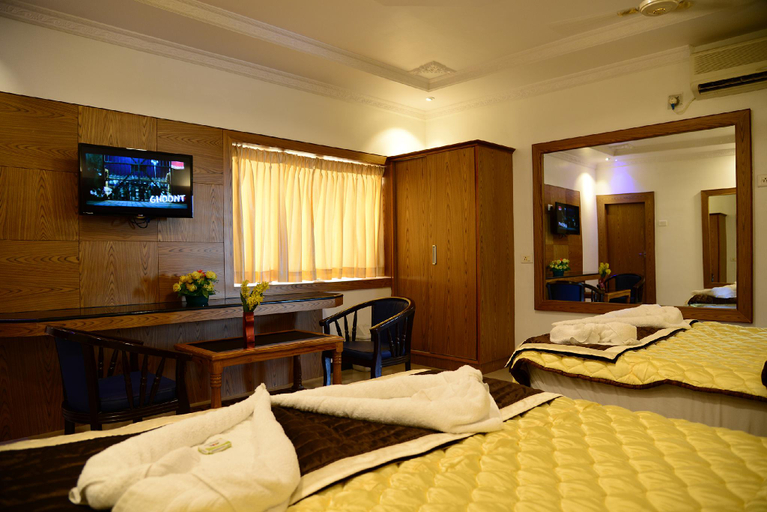 Bedroom 2, Hotel Tri Sea, Kanniyakumari