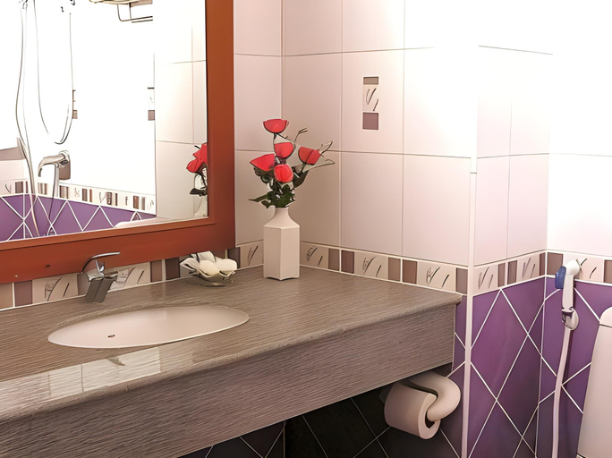 Bathroom 4, Krabi River Hotel, Mueang Krabi
