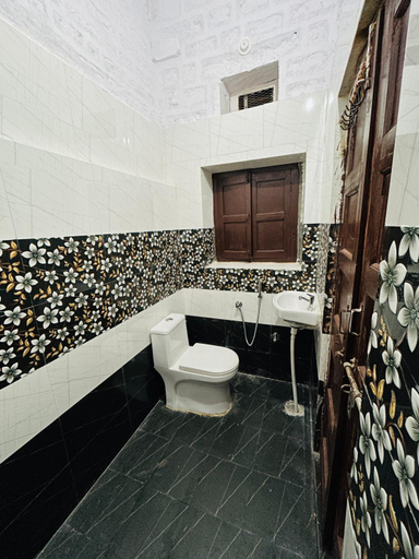 Bathroom 3, BlaBla Hostel, Jodhpur