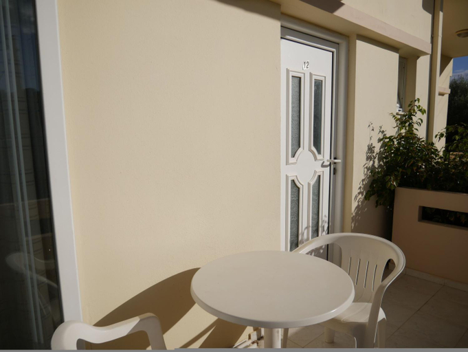 5, Litinas Apartments with pool, Crete