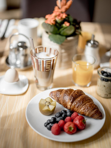 Food & Drinks 4, Quality Hosts Arlberg - Haus Pepi Eiter - inklusive Sommer-Karte Premium, Landeck