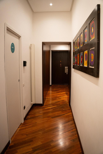 Others 4, Roomito Apartments, Napoli