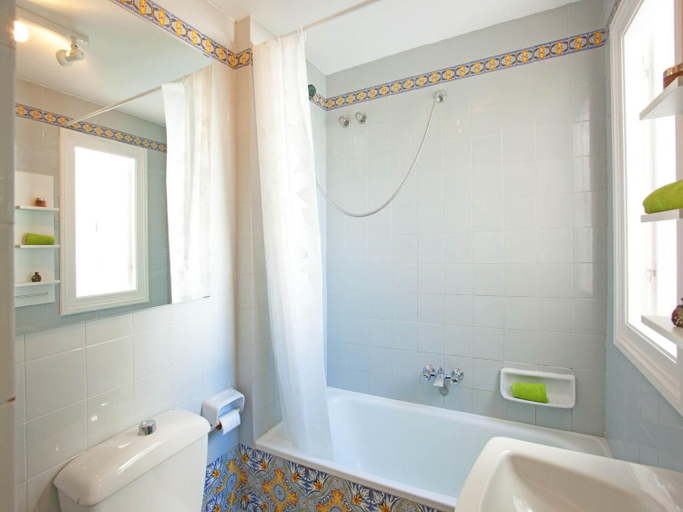 Bathroom 3, Studio in Estepona near Sandy Beach, Málaga