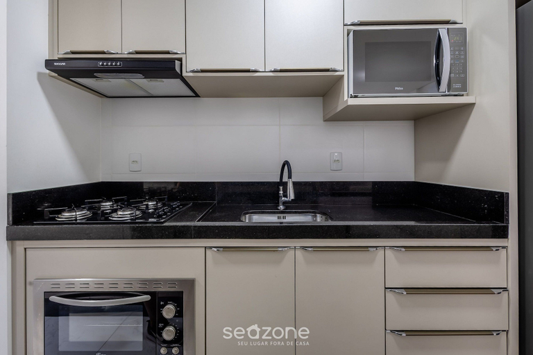 Private kitchen 3, 2BR apt w/ Bbq, 800m From Beach Cba0902, Itapema