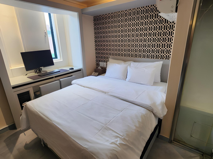 Bedroom 3, Sinchon Lets stay, Seodaemun