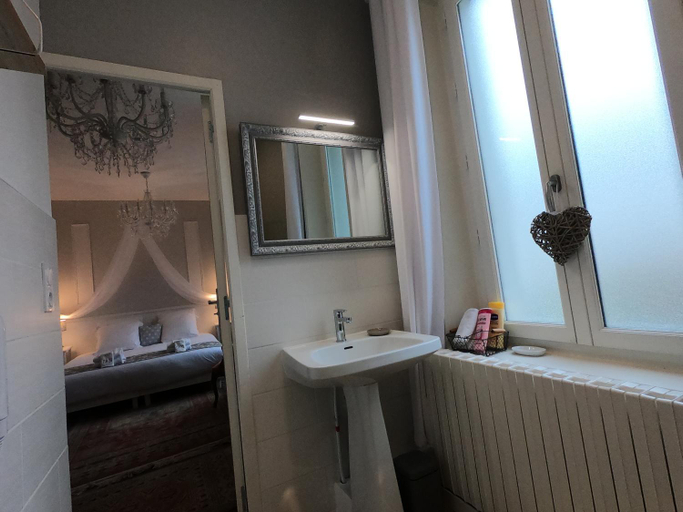 Bathroom 5, Le 31 B&B Amboise Centre, Indre-et-Loire