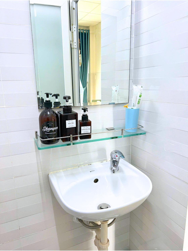 Bathroom 2, Min House, Binh Tan
