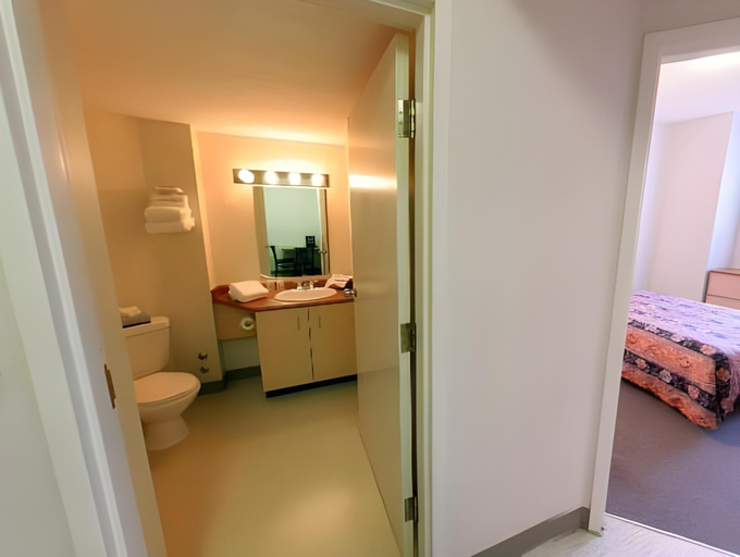 Bedroom 2, Residence & Conference Centre - Oakville, Halton
