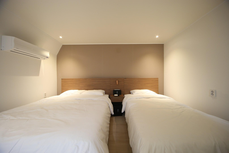 Bedroom 4, Busan Soho Hotel, Busanjin