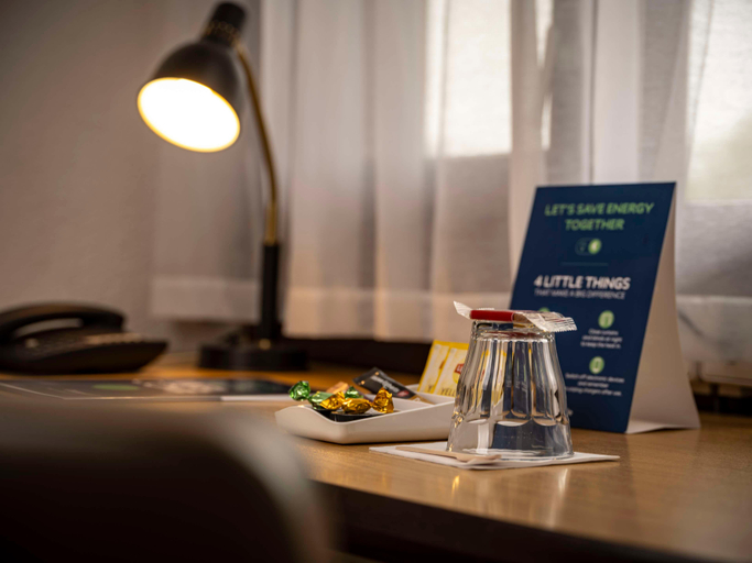Bedroom 3, Campanile Hotel & Restaurant Rotterdam Oost, Rotterdam