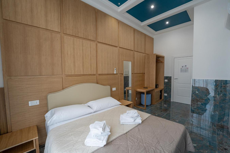 Bedroom 2, P.C. BOUTIQUE H. CASTEL NUOVO by ClaPa Group Dislocated Hospitality, Napoli