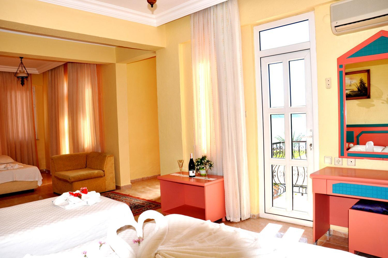 Bedroom 3, Yücel Hotel, Fethiye