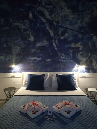 Bedroom 2, L'arco e il vico, Napoli