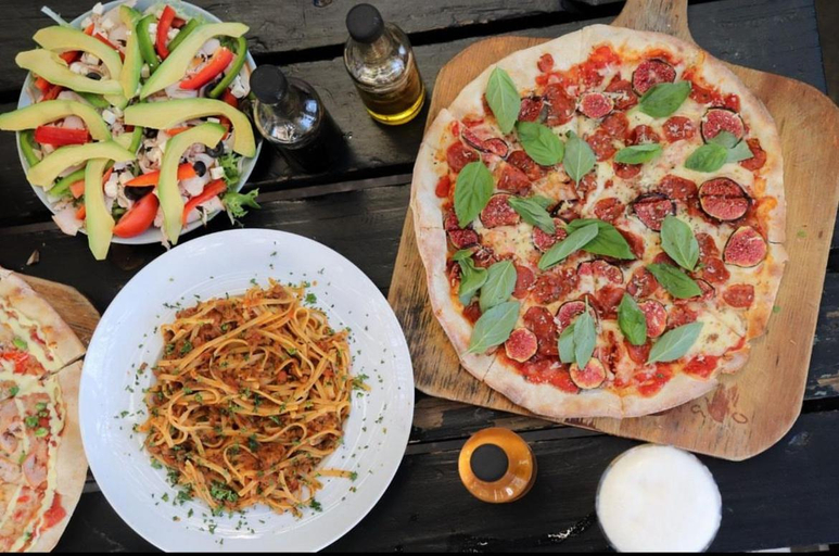 Food & Drinks 3, Casa Bravo - Pilgrims Palace, City of Tshwane