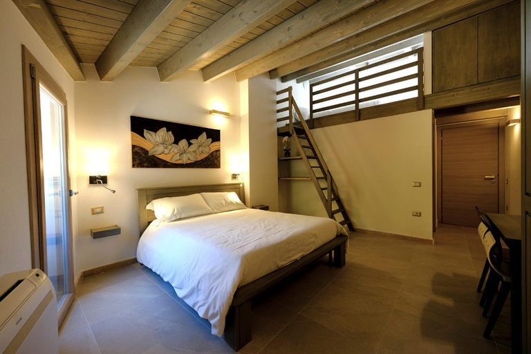 Others 5, ZENITH Rooms, Carbonia-Iglesias