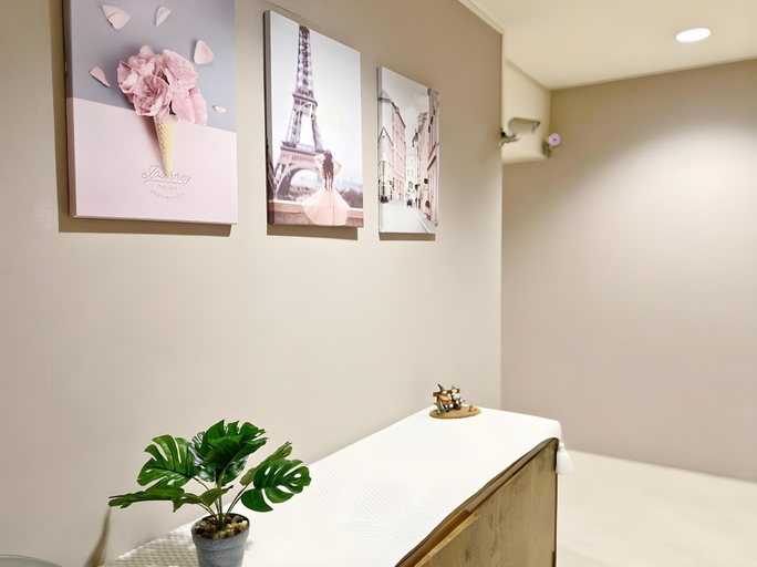 Bathroom 3, Holayoyo, Tainan