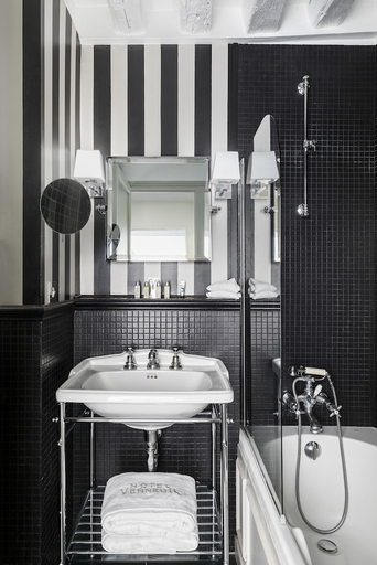 Bathroom 4, Hotel Verneuil, Paris