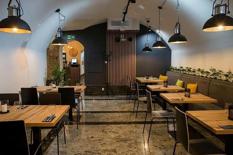 Food & Drinks 3, Discover Krakow Apartments - Lubicz St - Loft - Next to Main Station, AC, Kraków City