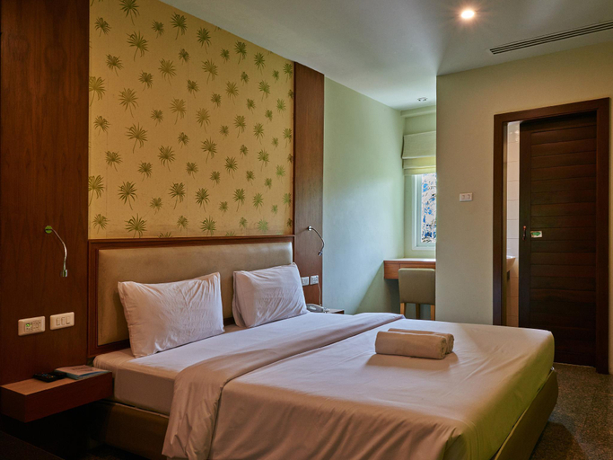 Bedroom 3, Phuket Ecozy Hotel, Phuket Island