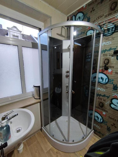 Bathroom 3, Haus Oberkassel, Bonn