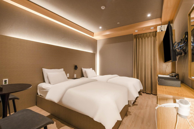 Bedroom, Seoul Station Raum 169, Jung
