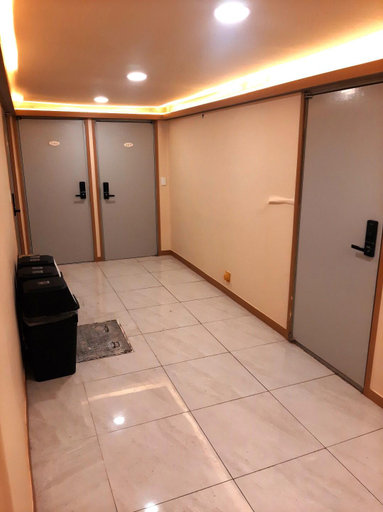 Others 4, elo hostel, Jongno