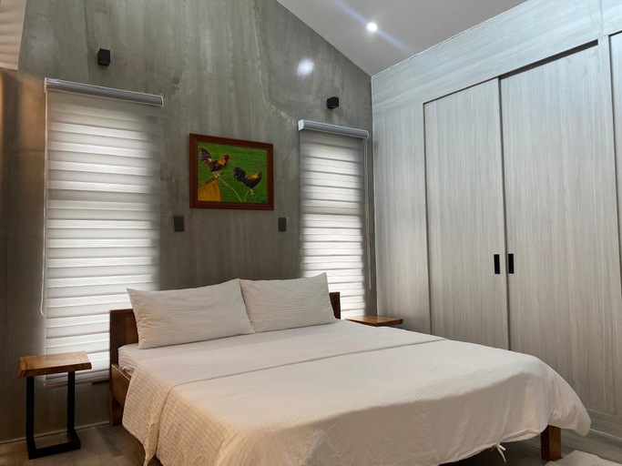 Bedroom 2, Cozy, Romantic Loft (with Private Onsen), Amadeo