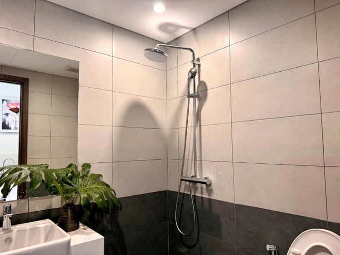 Bathroom, Studio Vinhomes Grand Park, District 9