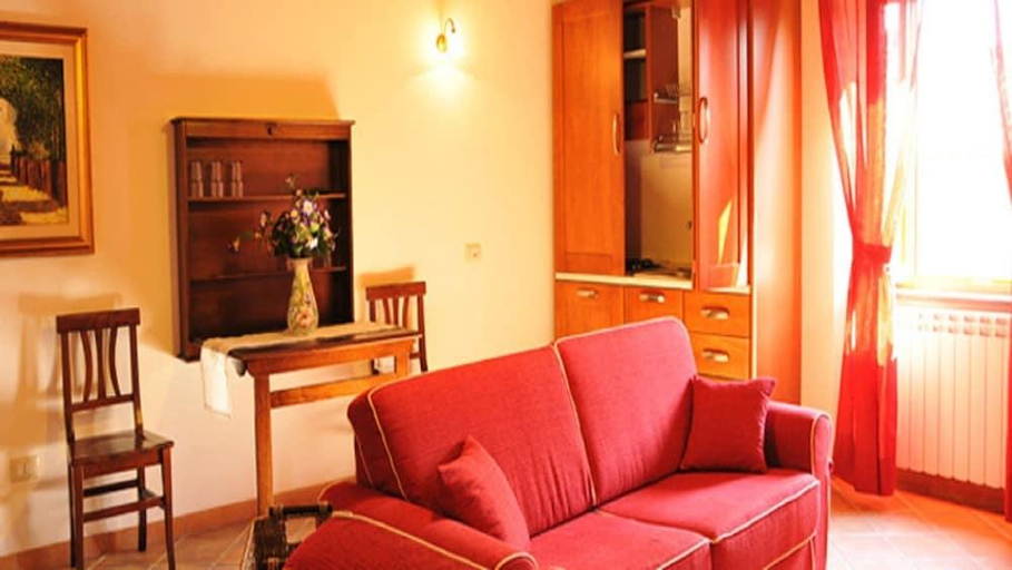 Others 5, B&B Il Melograno, Salerno