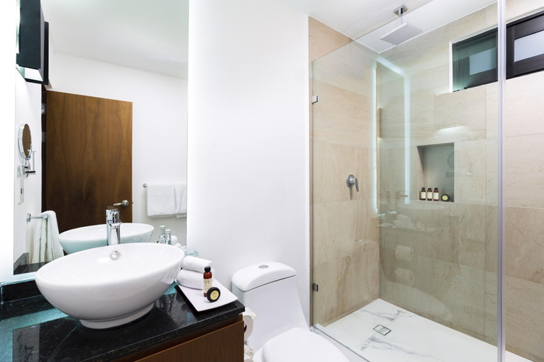 Bathroom 5, Seven Boutique Apartments Cancún, Benito Juárez