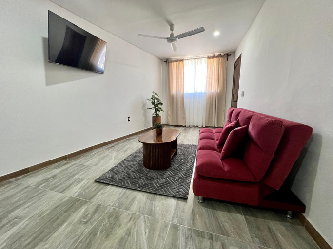 Others 4, Huitzilin Hostal, Dist. Pochutla