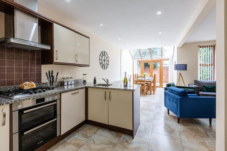 Others 5, Albert | 5 Bedrooms Sleeps 11 Parking Wi-Fi, Lancashire