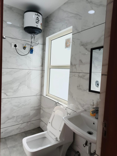 Bathroom, BLU LAGOON INN, Delhi
