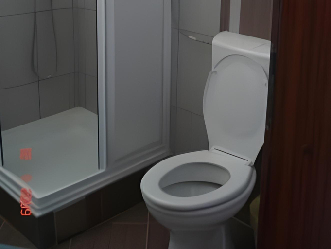 Bathroom 2, Villa White Lake - Ohrid Center Lakeside Accommodation