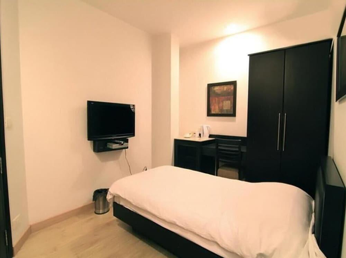 Bedroom, Rainbow Residency Bed and Breakfast, Delhi