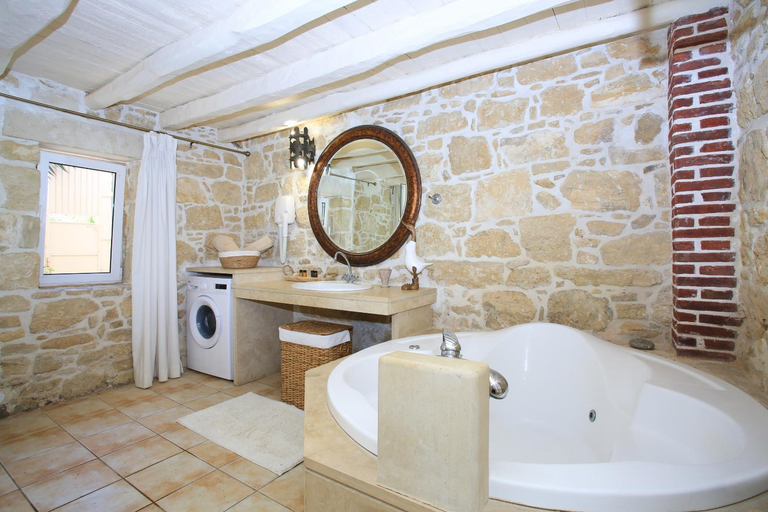 Bathroom 3, Oasis Villa, Faistos