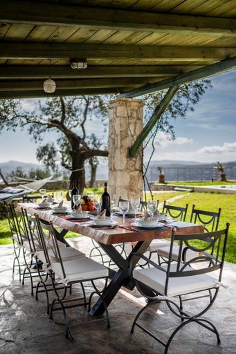 Food & Drinks 5, Kastraki Epavlis-NEW, Ionian Islands