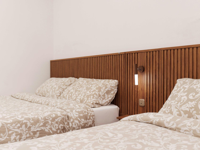 Bedroom 2, OkiDoki House, Mapo