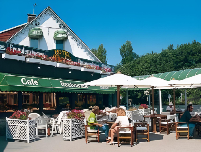 Food & Drinks 3, Hotel & Restaurant Mowchen, Aurich
