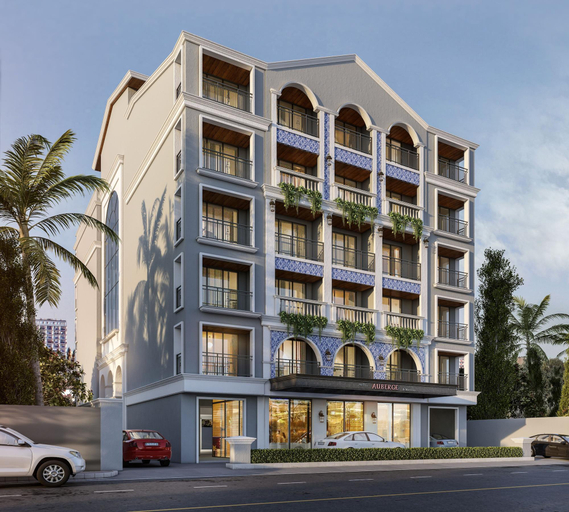 Exterior & Views
