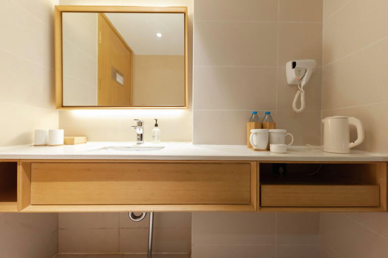 Bathroom 3, Ji Hotel Hangzhou West Lake Qingchun Road, Hangzhou