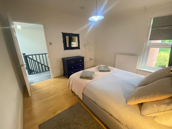 Bedroom 2, Railway Terrace, Hampshire