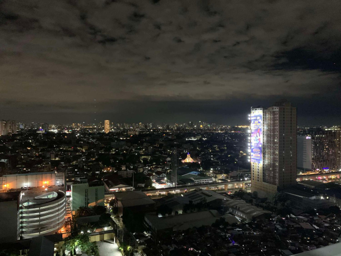 Others 5, Grass residences Tower 4 near SM North Mall, Quezon City