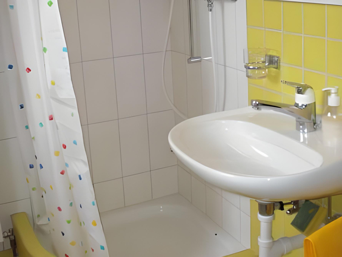 Bathroom 2, MyBednBreakfast in Bottmingen, Arlesheim