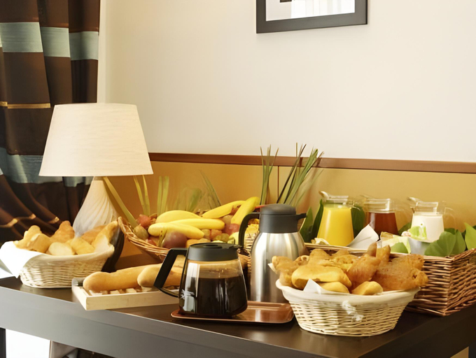 Food & Drinks 5, Nemea Appart'hotel Toulouse Saint-Martin, Haute-Garonne