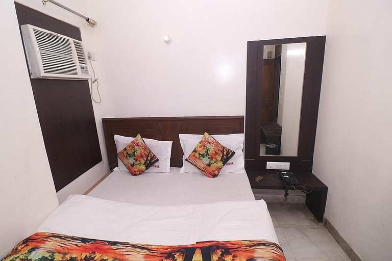 Bedroom 2, Hotel Dolphin Dx , Delhi